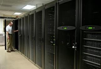 中國人來(lái)看看美國的機房究竟好在哪？好在什么地方？